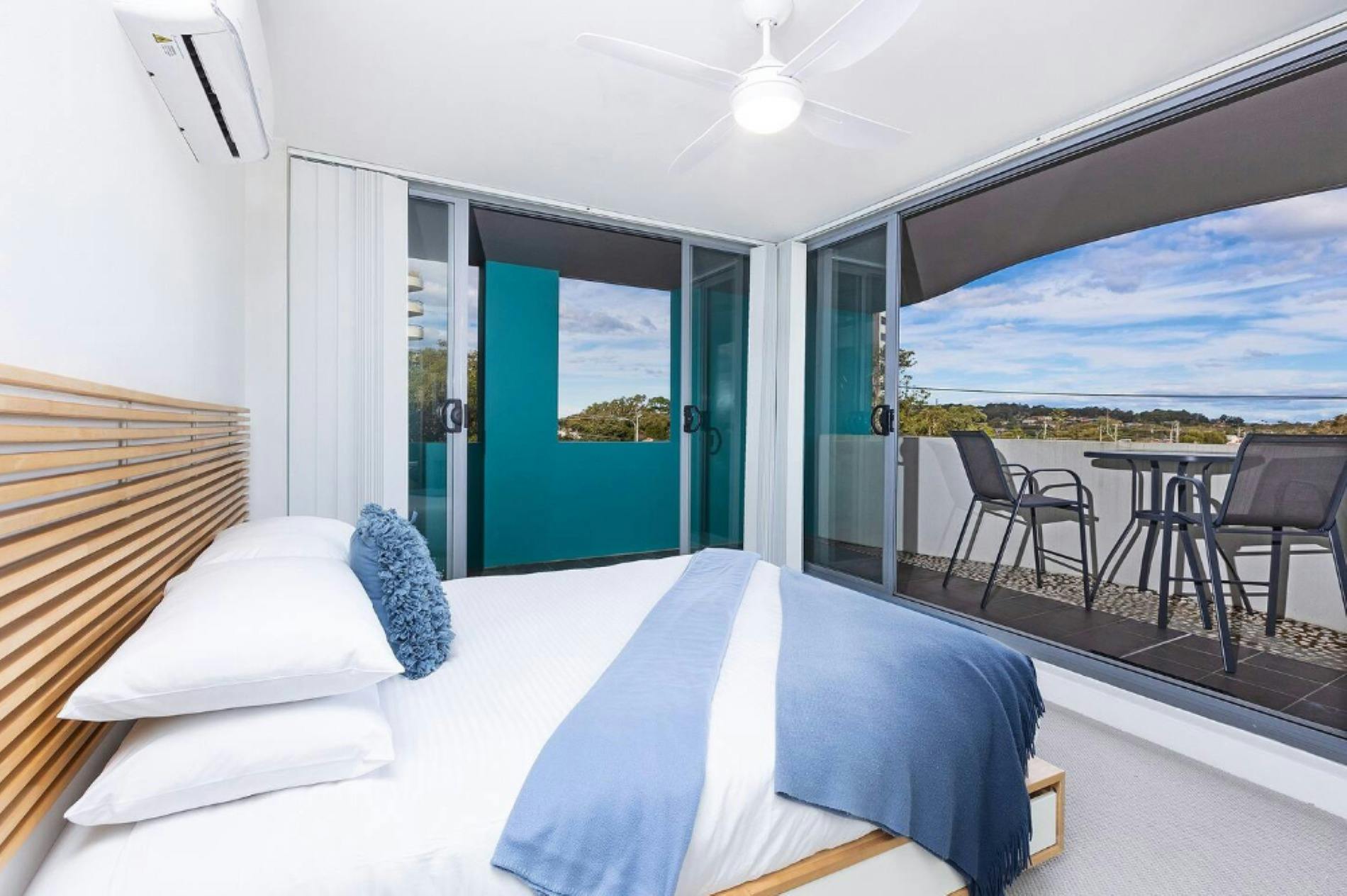 Master bedroom with Queen bed