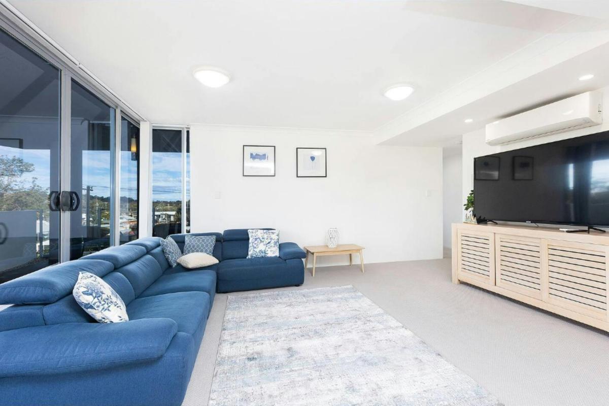Lounge room