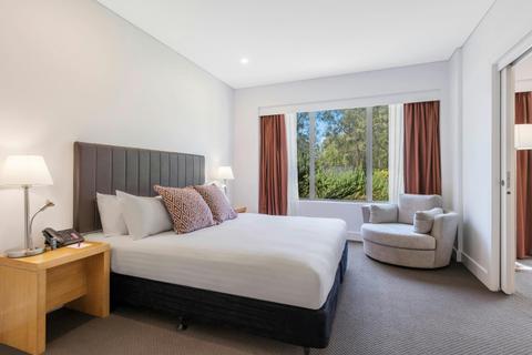 King Spa Suite