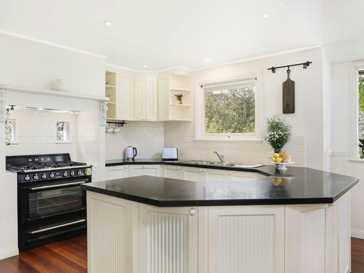 Chef's Kitchen 