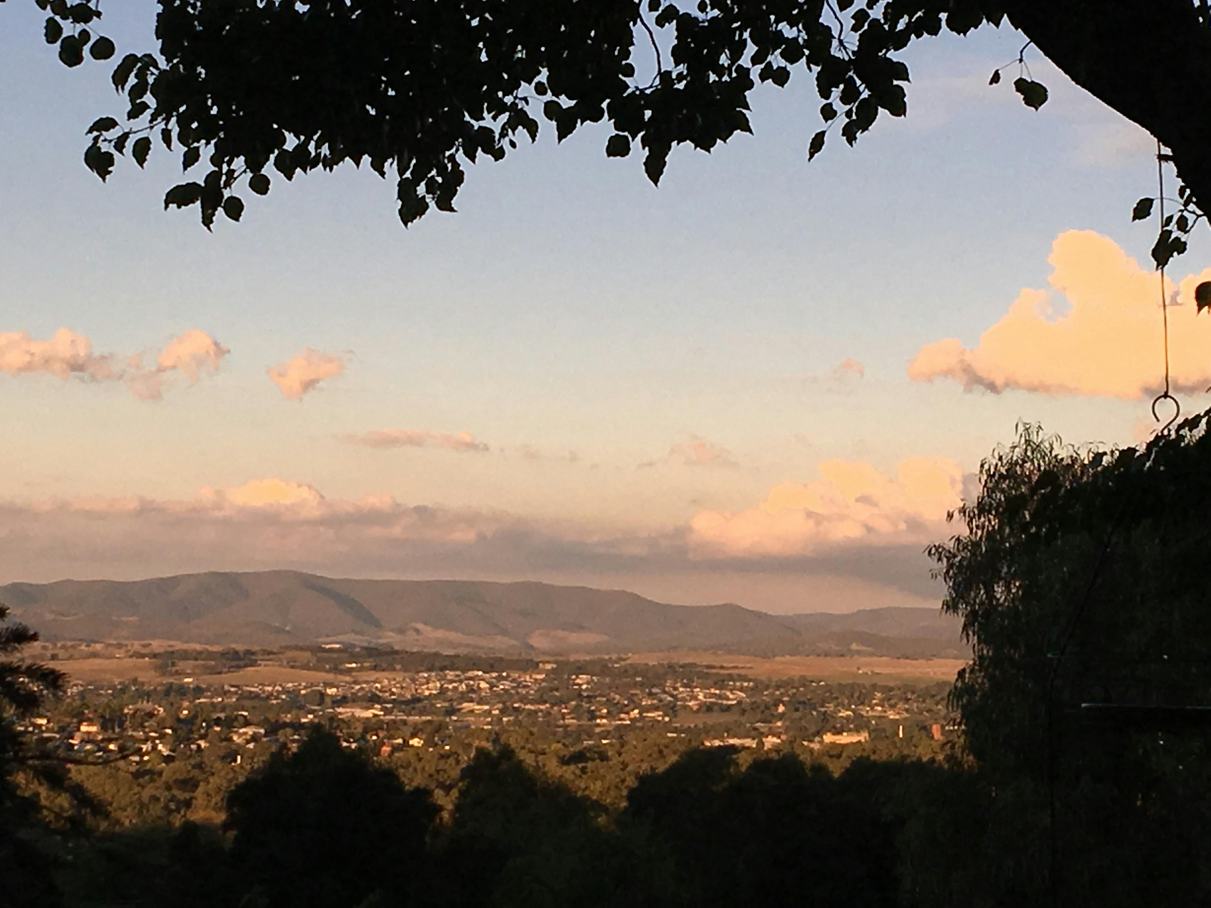 View over Bathurst and Blue Mountains