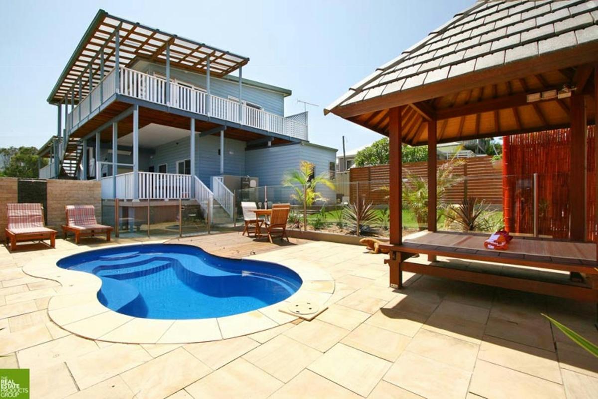 Heated Plunge Pool Spa