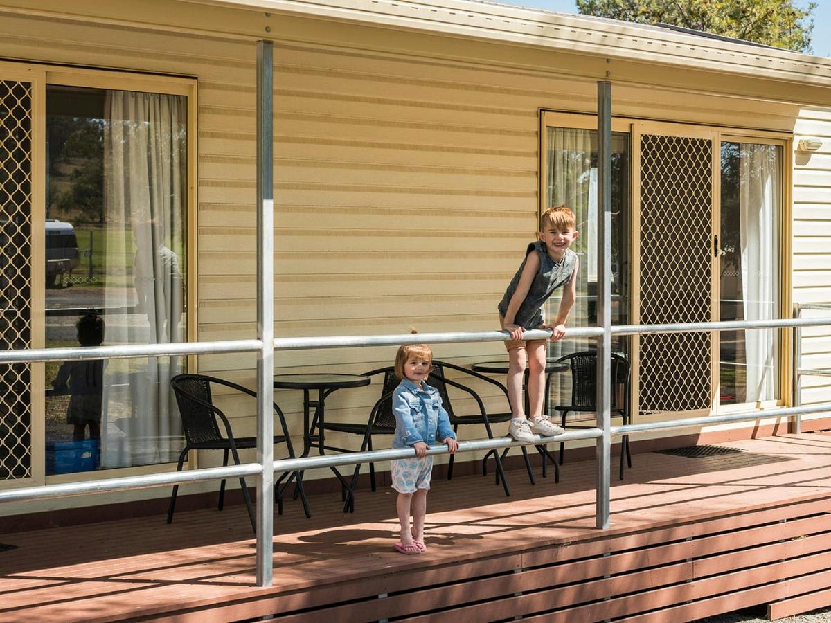 Spicer Caravan Park Cabin