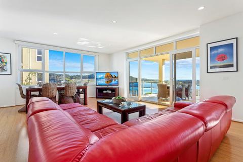 Southbound Escapes at the Wharf Narooma