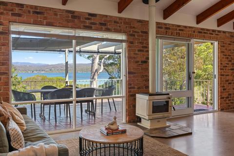 Sundowner Deck House