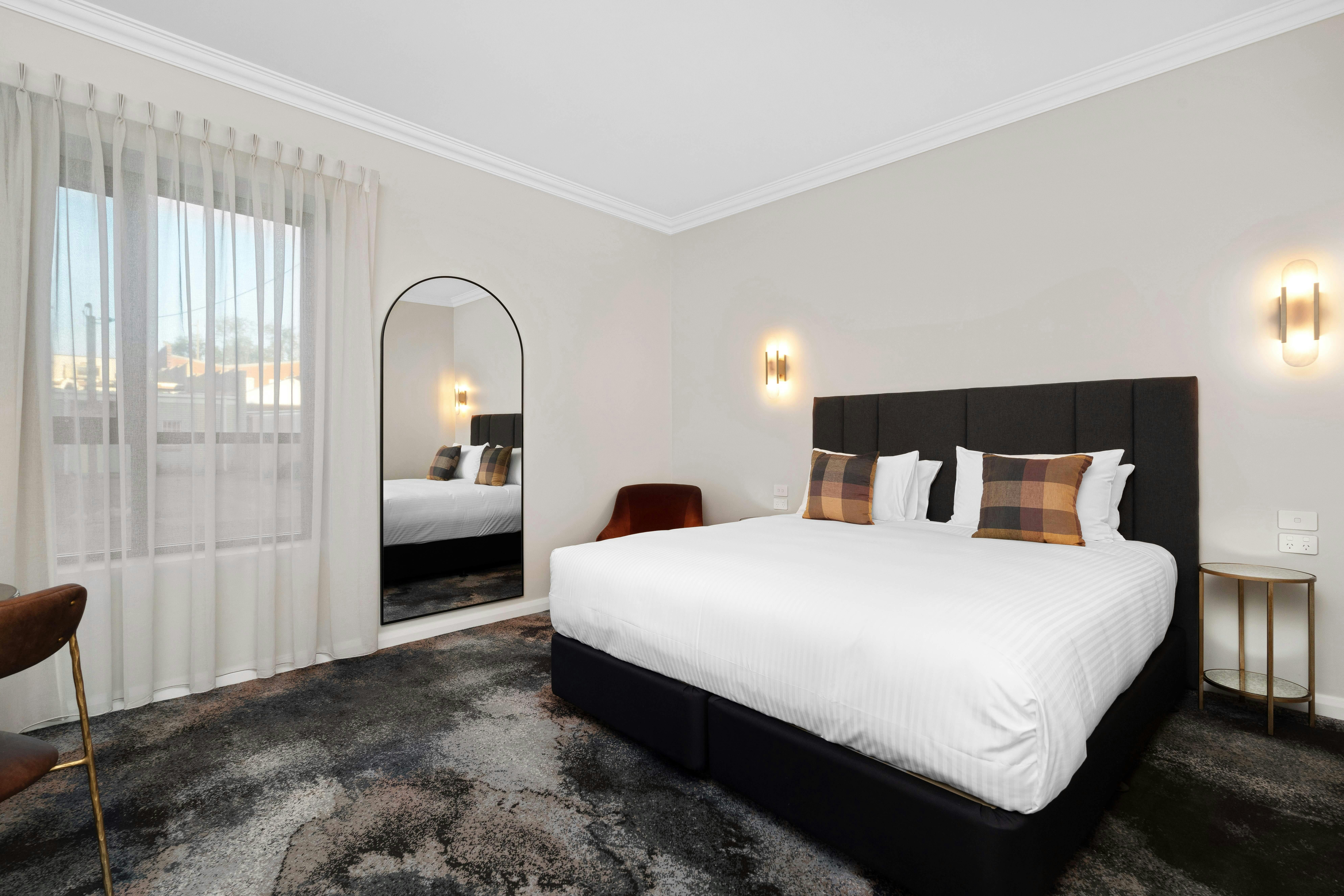 King Signature Rooms