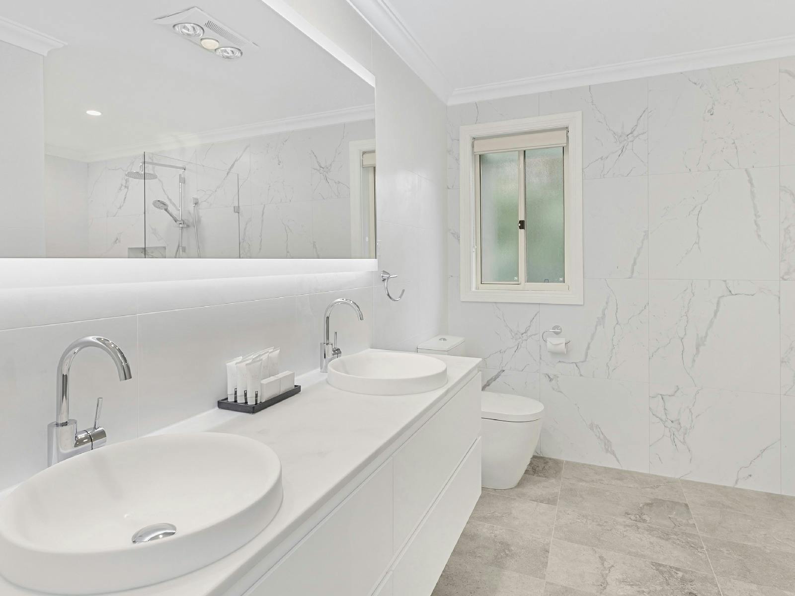 Serendipity bathroom