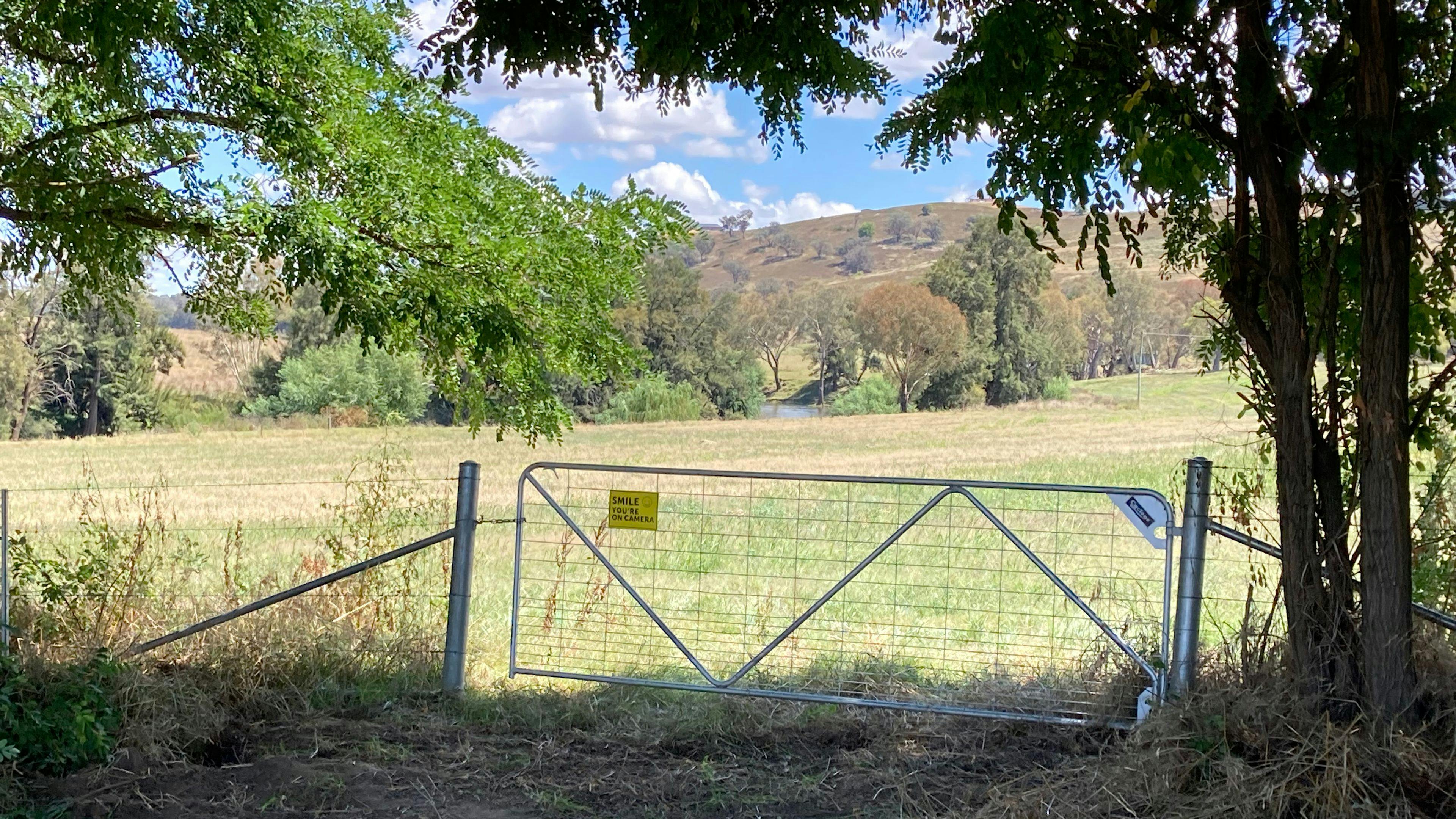 Entrance to property via this gate only