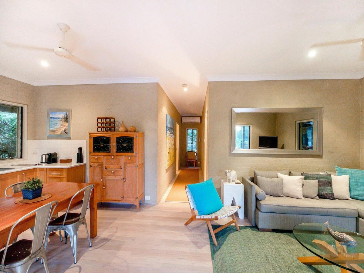 Lounge/Kitchen