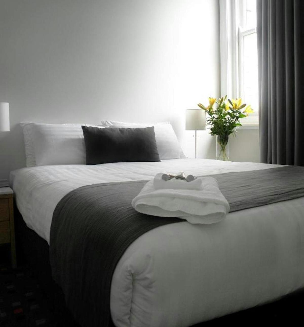 room accommodation