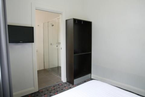 Sunnyside Tavern, Broadmeadow NSW - Double Room (Ensuite Bathroom)
