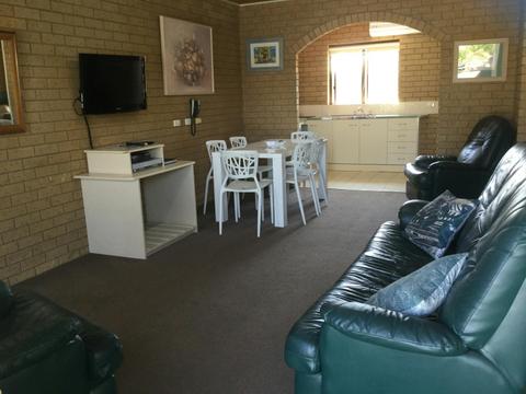 2 bedroom unit. With spacious lounge/dining area.