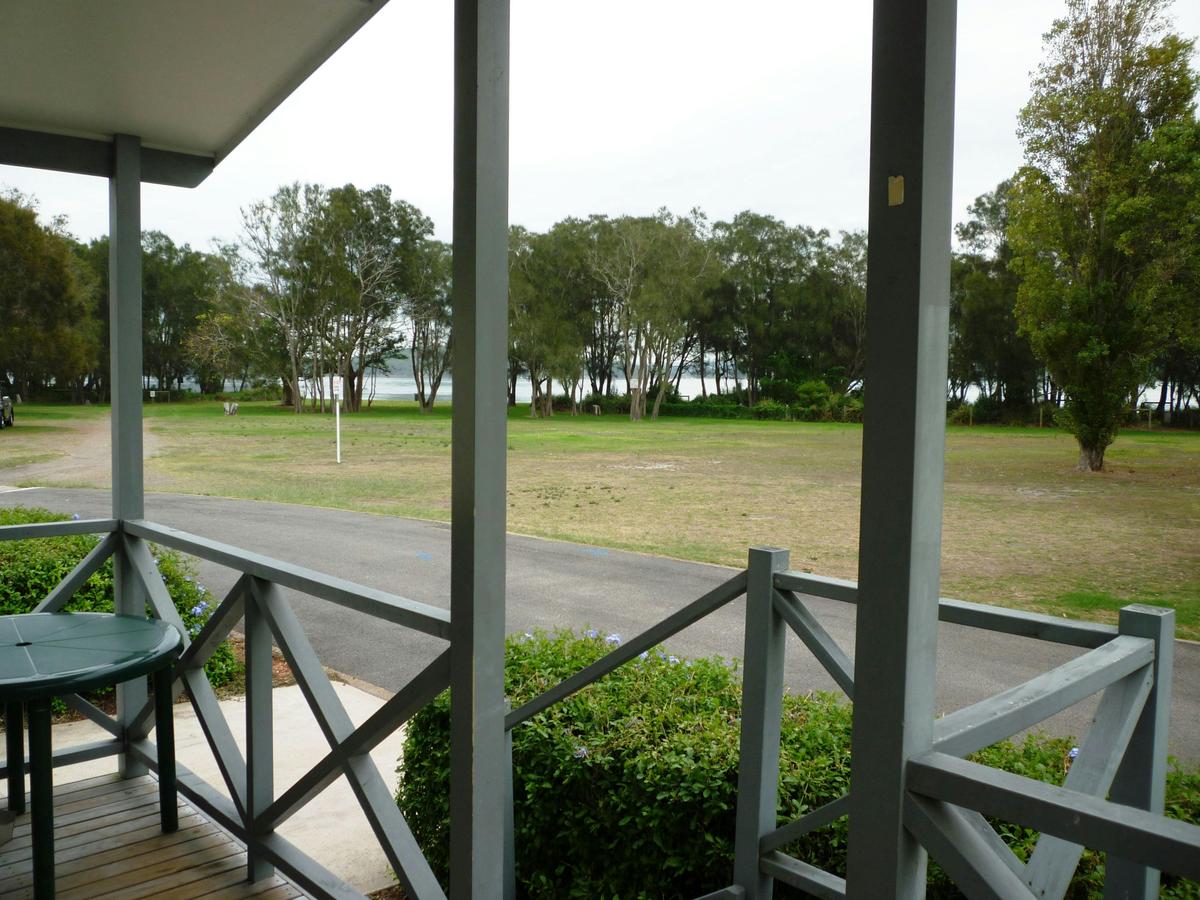 Swansea Gardens Lakeside Holiday Park