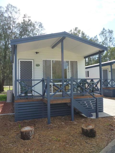 Swansea Gardens Lakeside Holiday Park