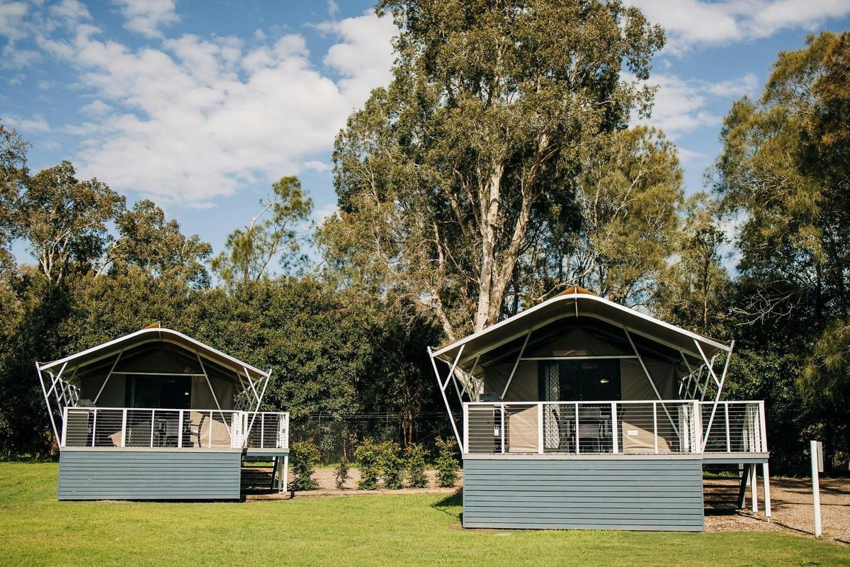 Swansea Lakeside Holiday Park Safari tent