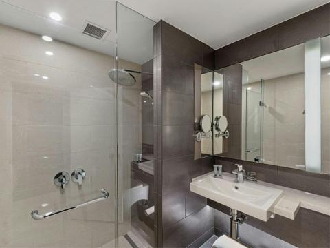 Signature Deluxe Room