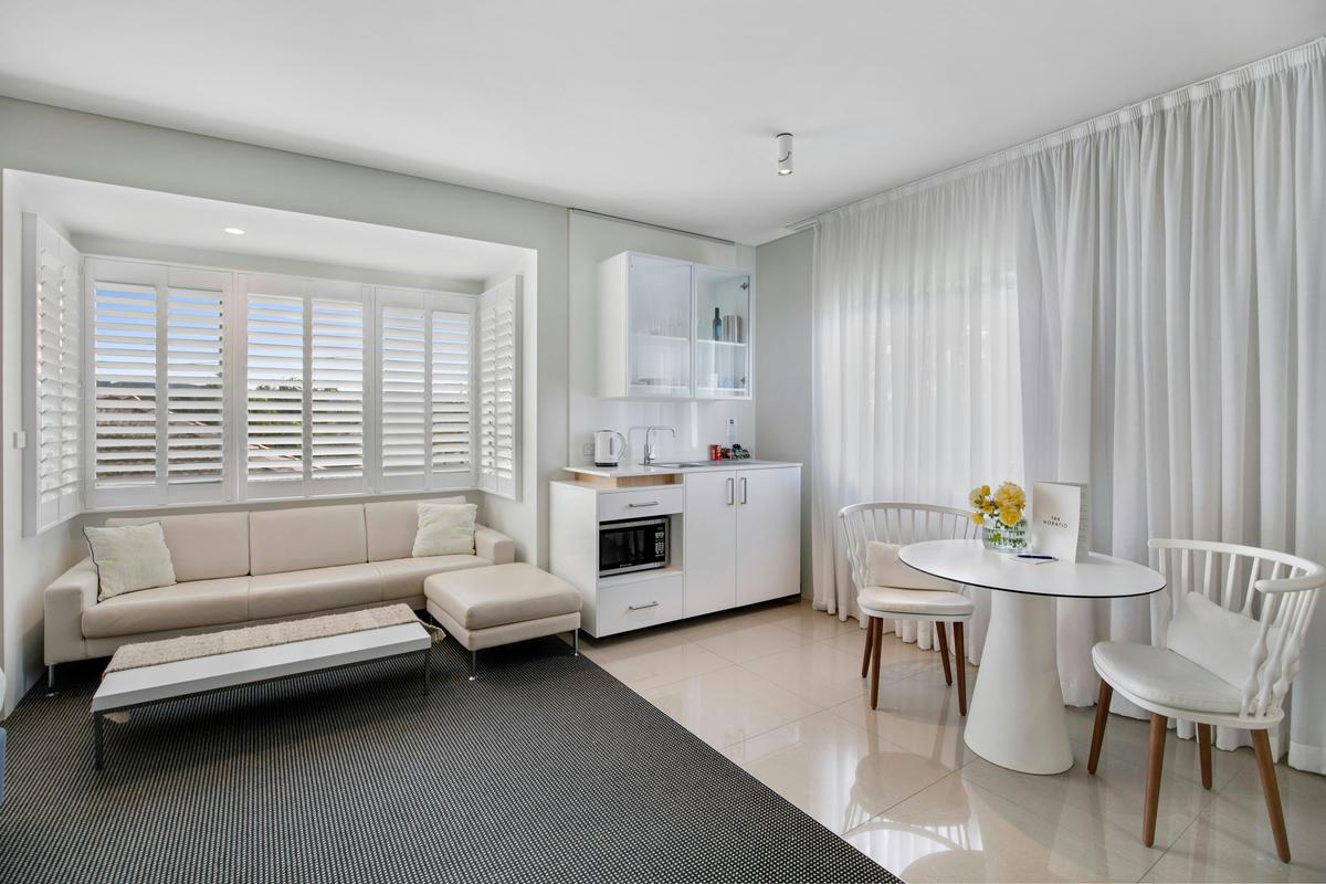 Luxury King Spa Suite