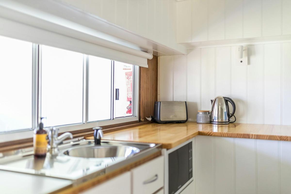 Surfside Caravan 2 Kitchenette