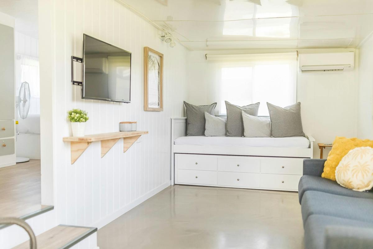 Surfside Caravan 1 - Living with Trundle Day Bed and 3 seater sofa