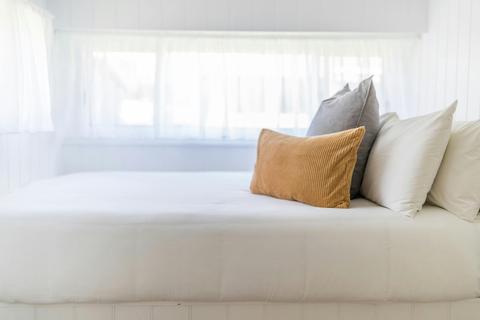 Surfside Caravan 1 - Queen Bed