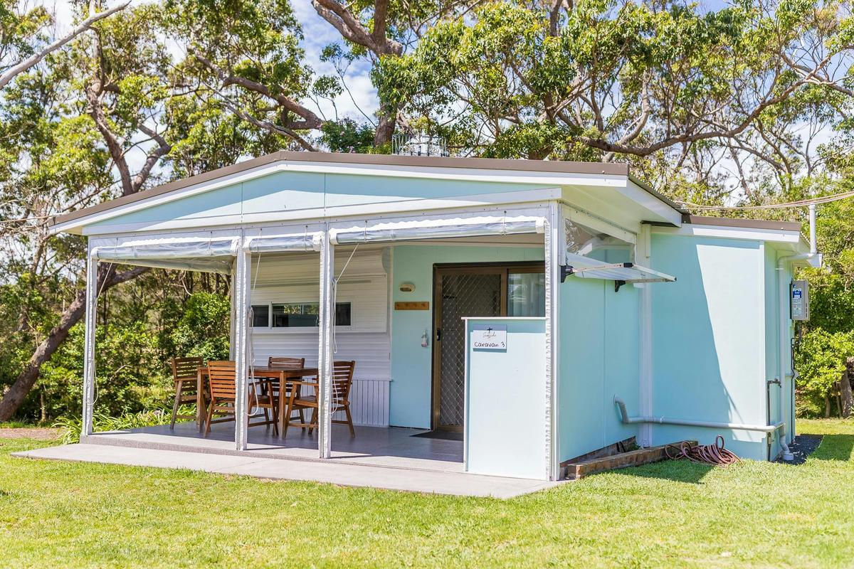 Surfside Caravan 3 Exterior