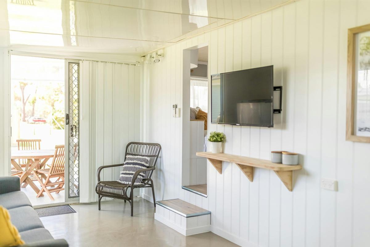 Surfside Caravan 1 - Living with smart TV and view to covered patio