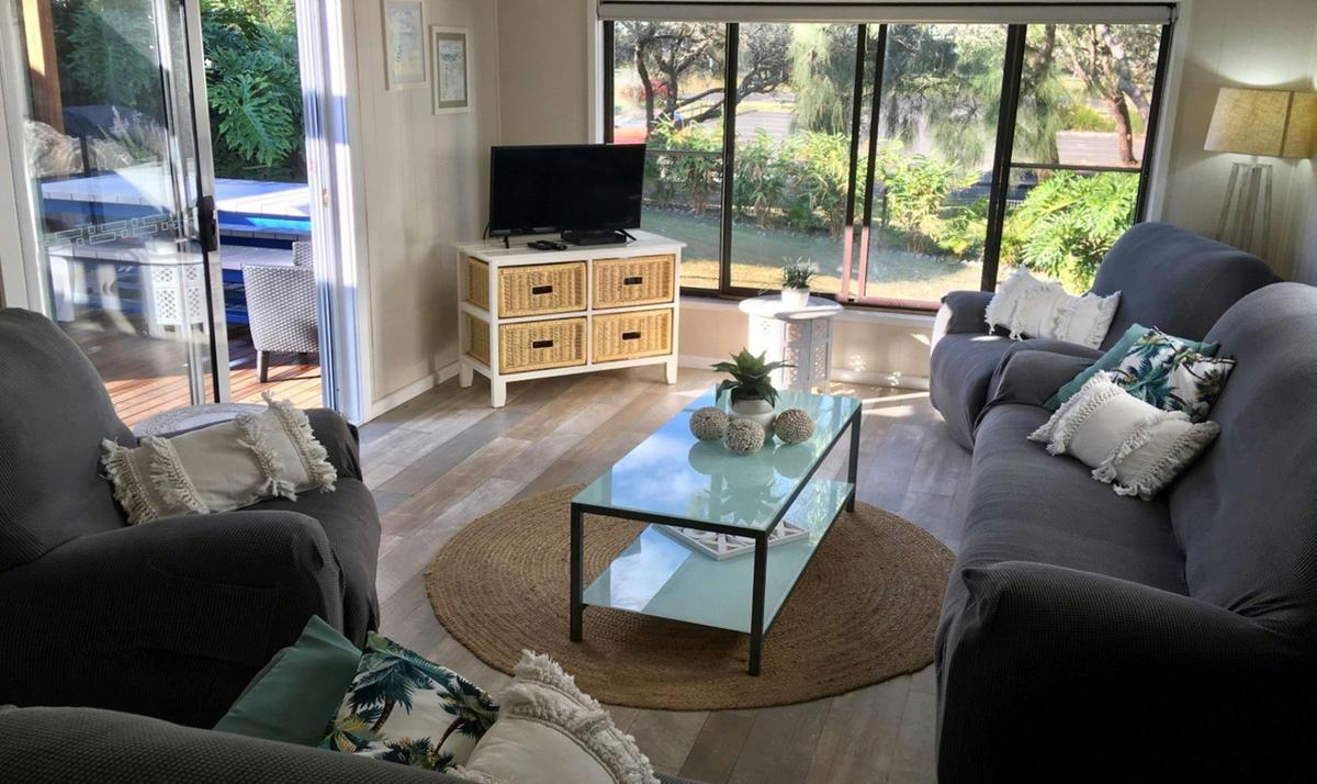 Lounge room