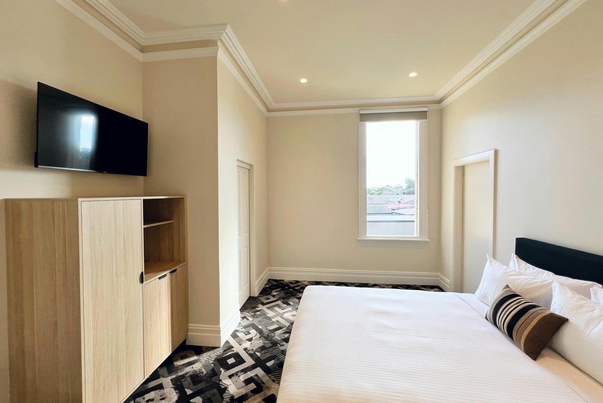 Tempe Hotel, Tempe, Sydney NSW - Two Queen Rooms (Ensuite)