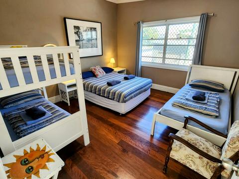 Room 4 - 5 Bed Family Room