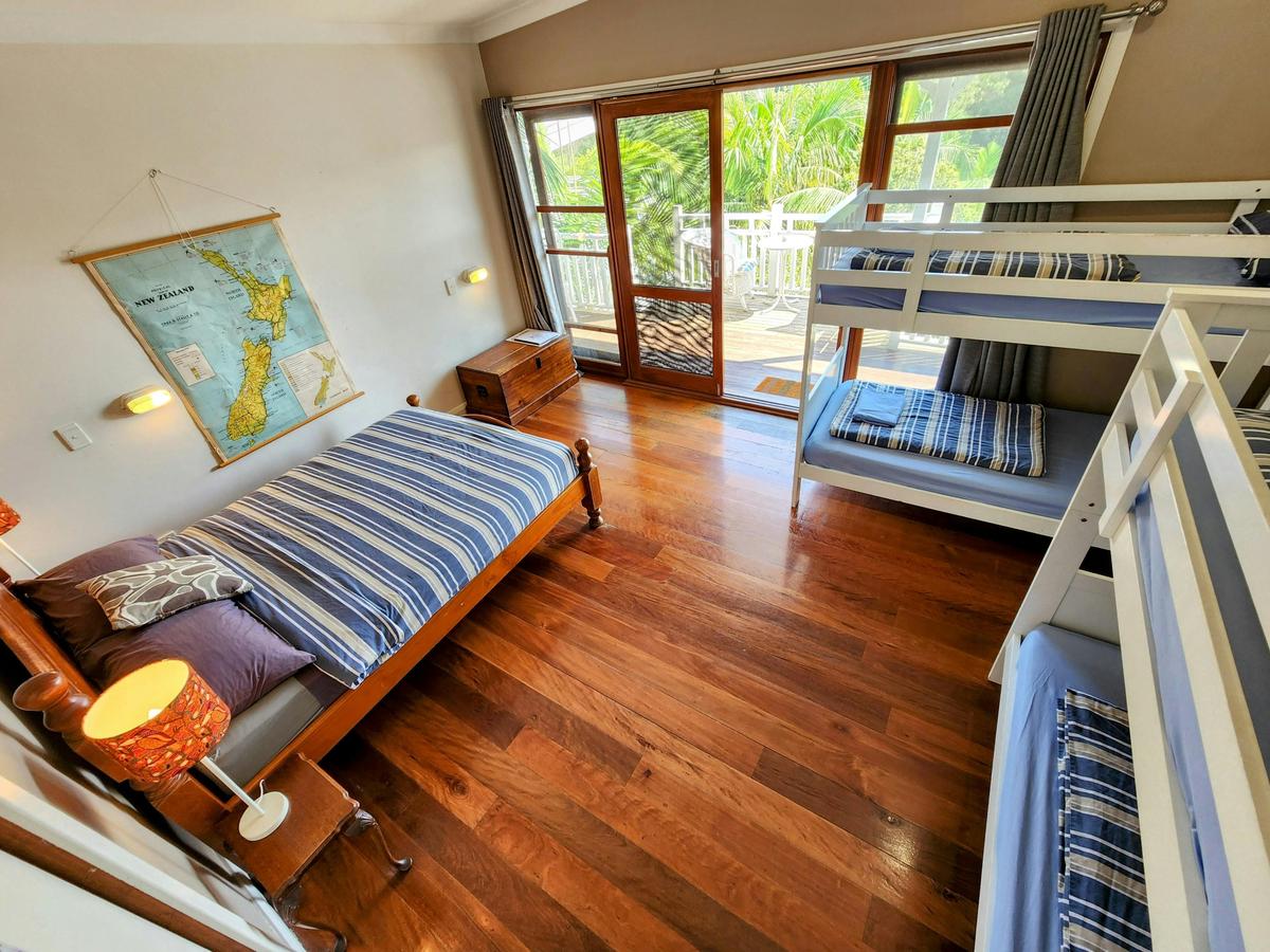 Room 9 - 6 bed Family Room