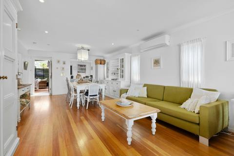 The Waterfront House