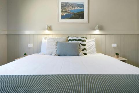 Luxury Villa (2BR)