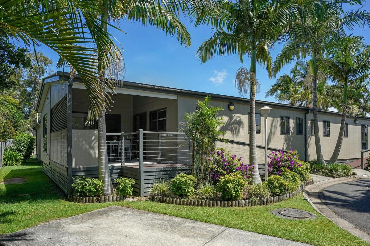 Luxury Villa (2BR)