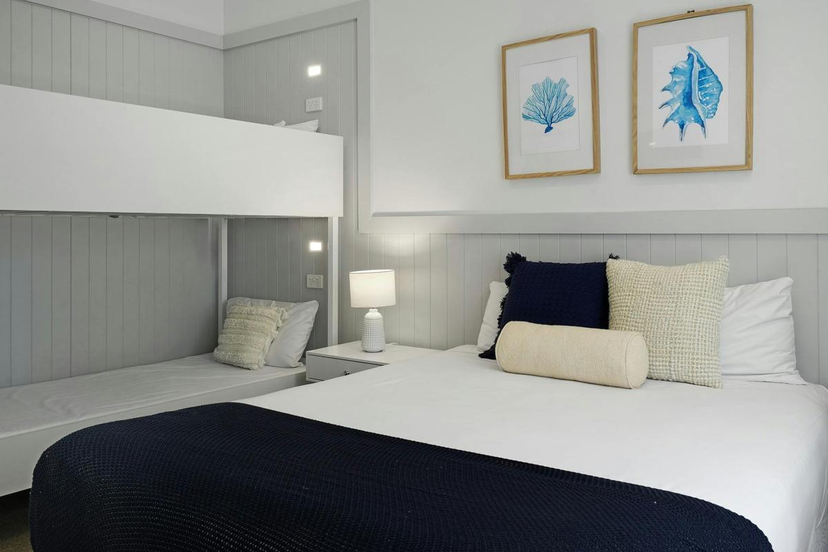 Coastal Cottage (2BR)