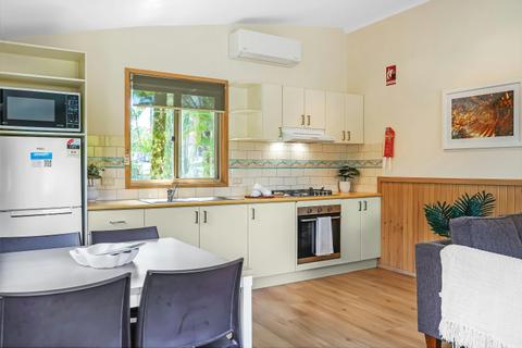 Holiday Lodge | Tasman Holiday Parks - North Star