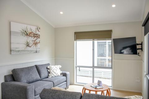 Driftwood Lodge | Tasman Holiday Parks - North Star