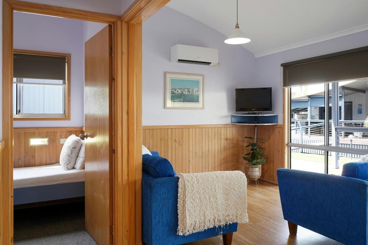 Star Villa | Tasman Holiday Parks - North Star