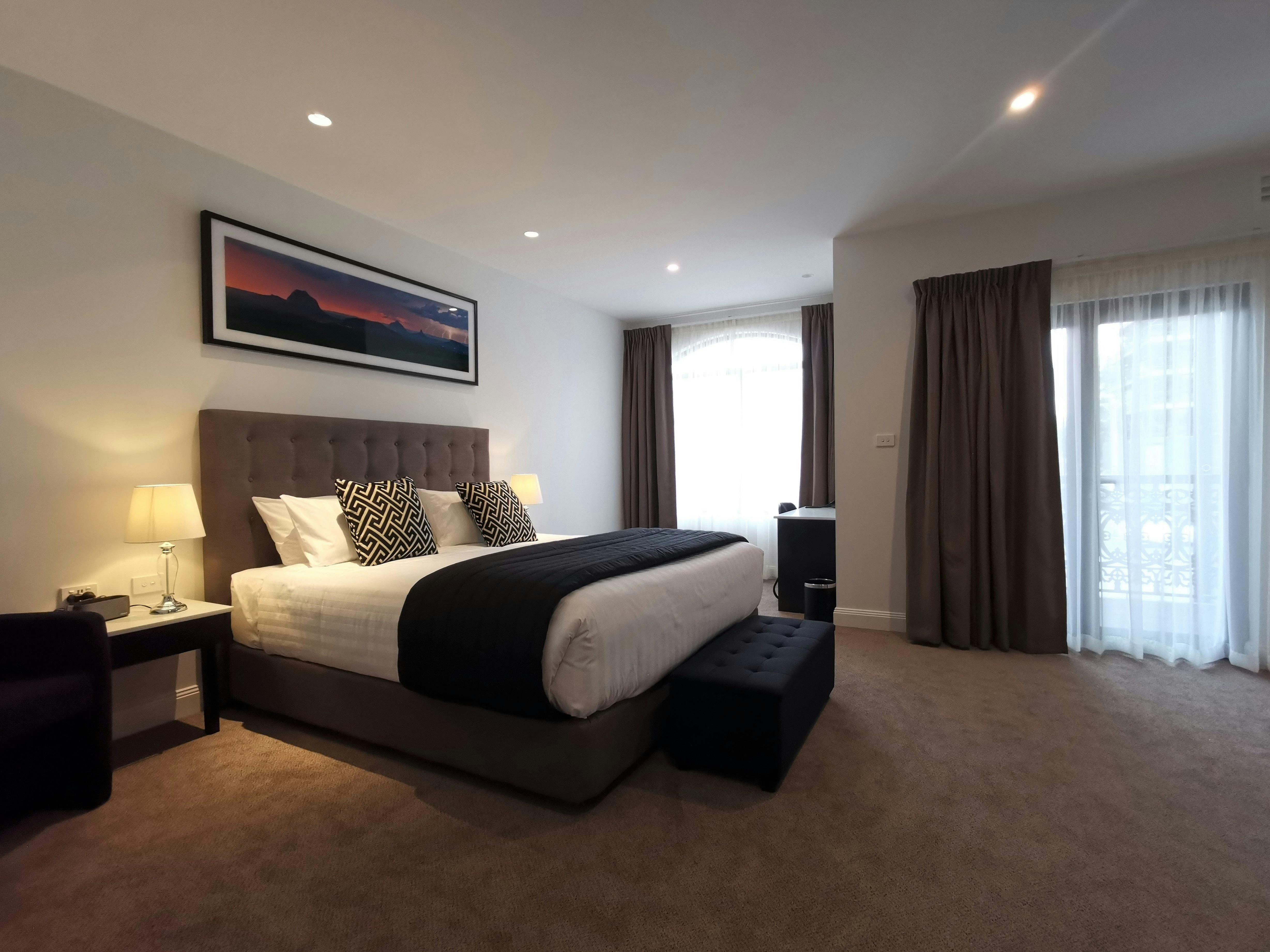 Abbey Motel King Room