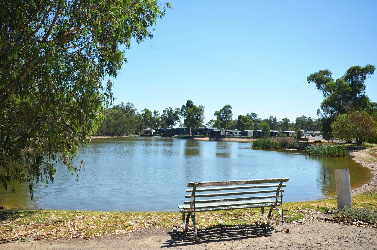 Merool Lake