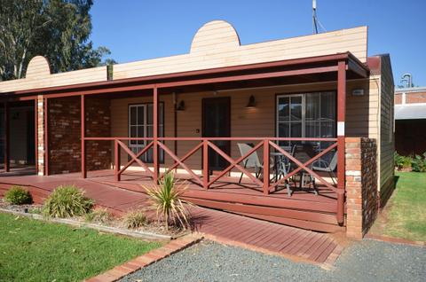 Studio Cabin