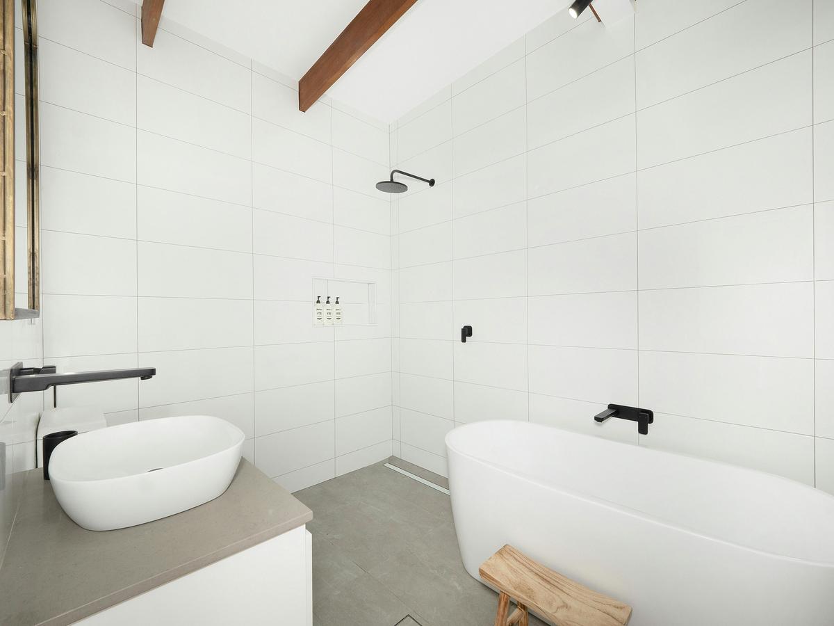 Modern Bathroom