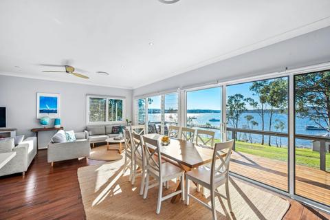 The Boathouse - Wangi Wangi