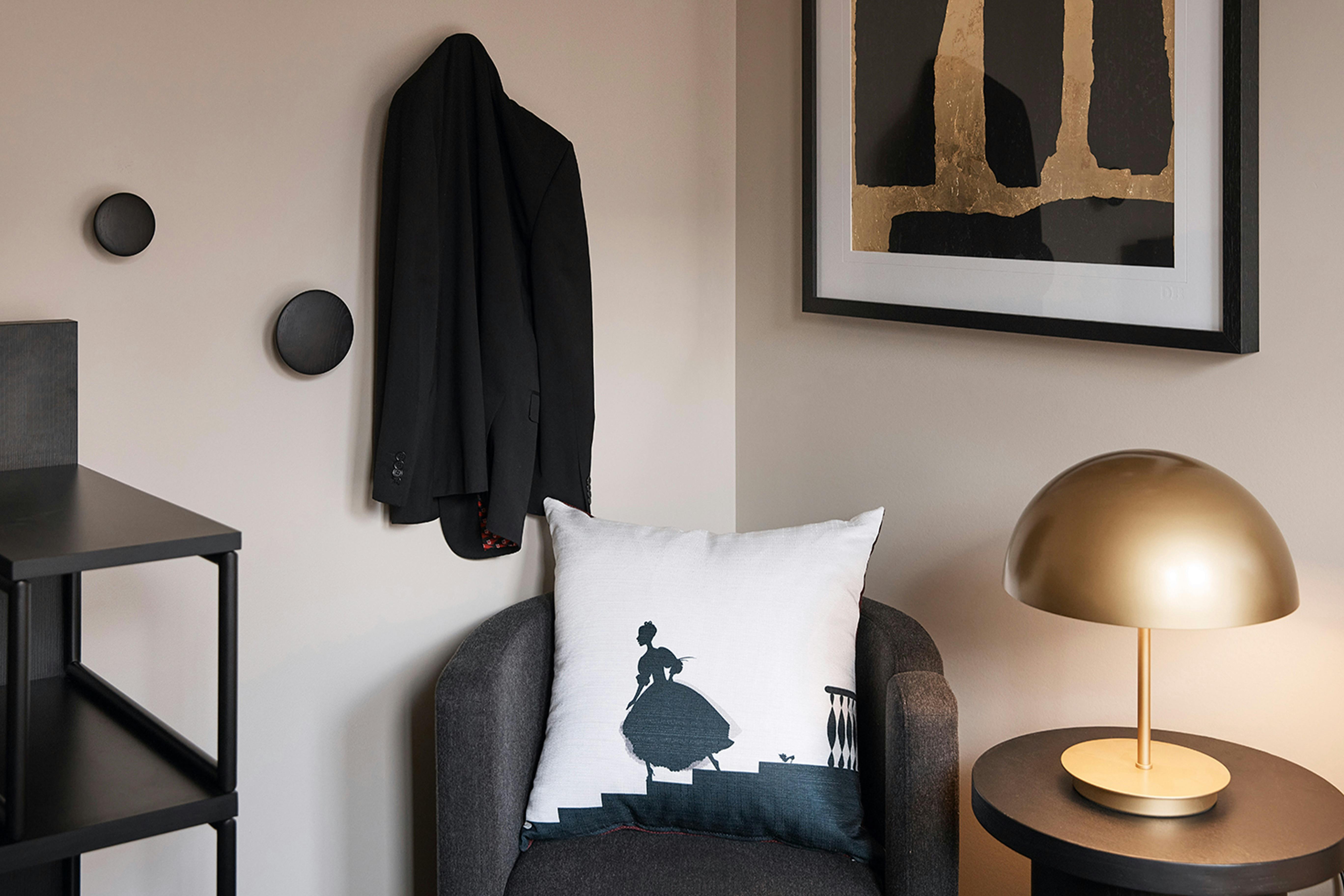 The Capitol Hotel Sydney Guest Room