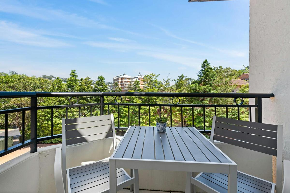 Studio with balcony