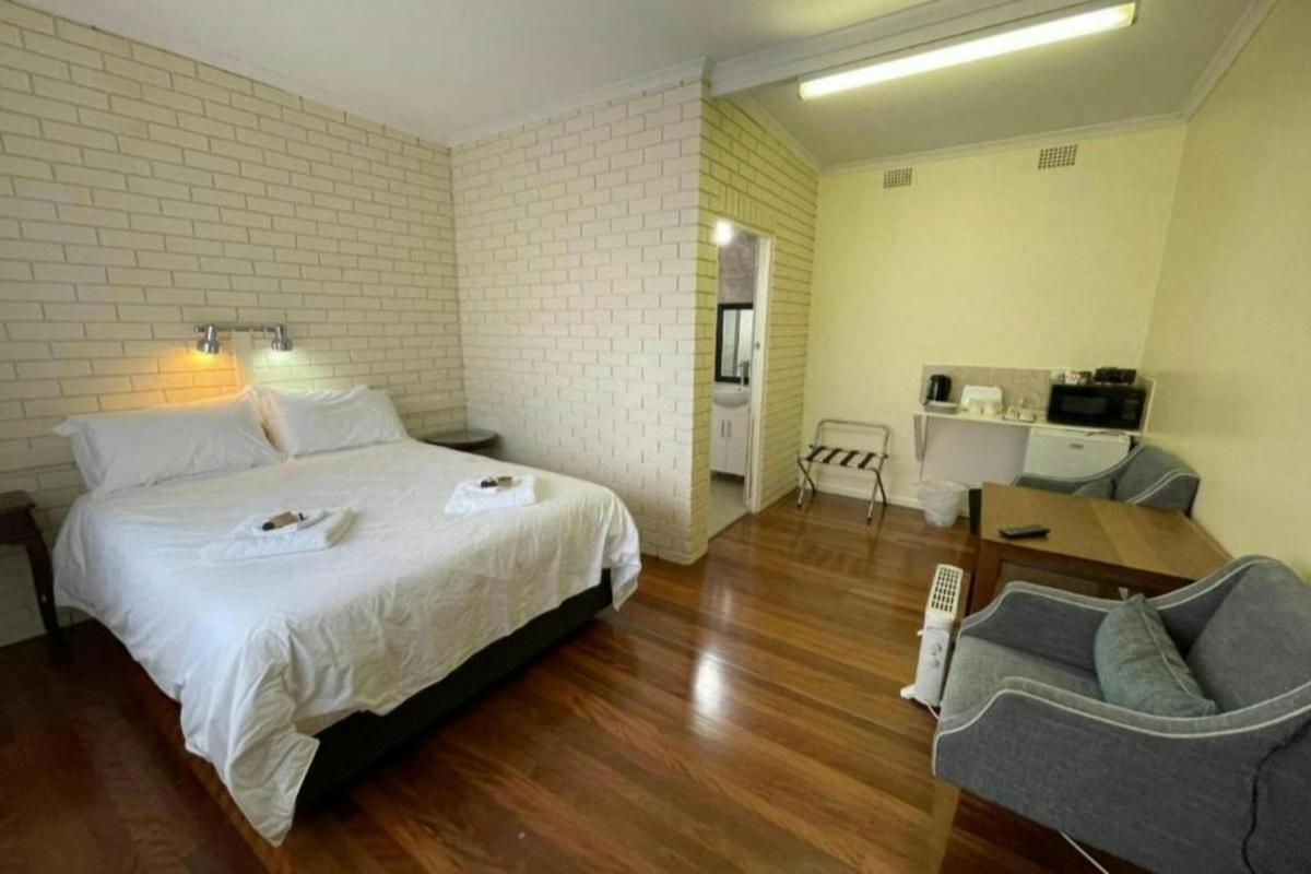 Queen Room