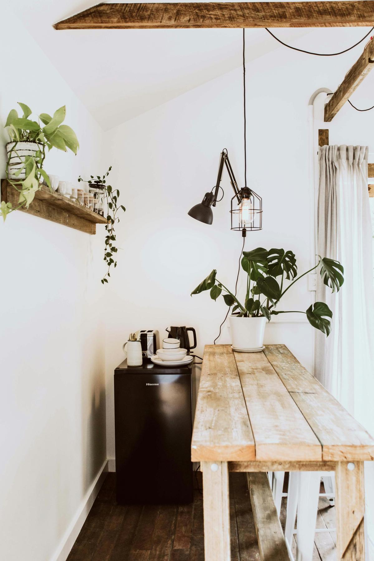 coffee bench