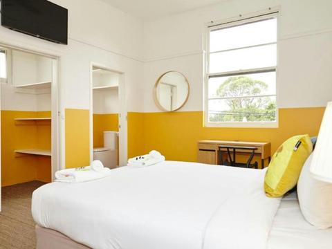 The Erko Hotel - Erko Suite (Partial Ensuite)