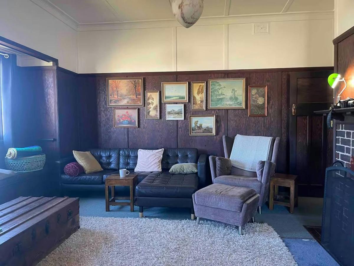 Loungeroom