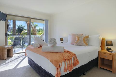 One Bedroom Apartment