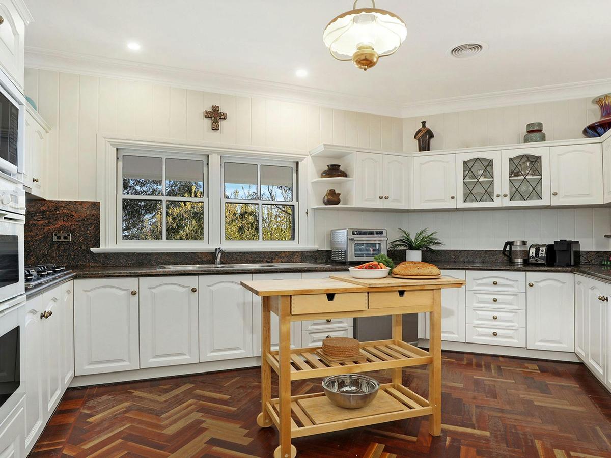 Southern Grace | Chefs kitchen | Coffee machine | Microwave | Dishwasher